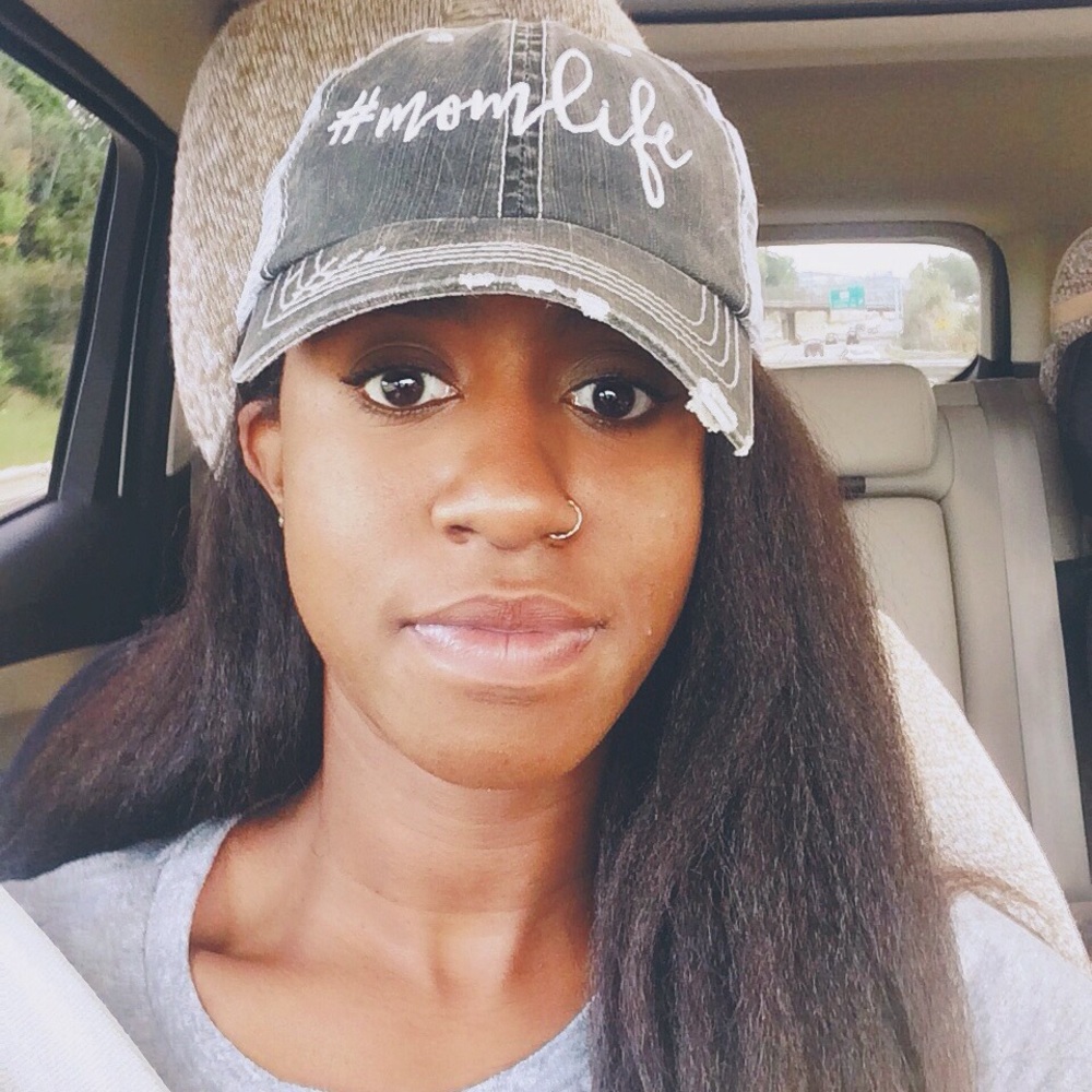 Meet your posher😘